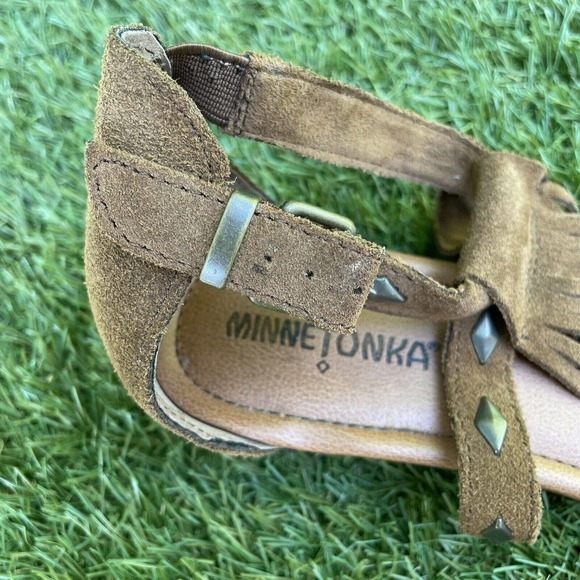 Minnetonka Tan Merriam Fringe Studded Gladiator Wedge Suede Sandals Size 7 - Picture 6 of 8